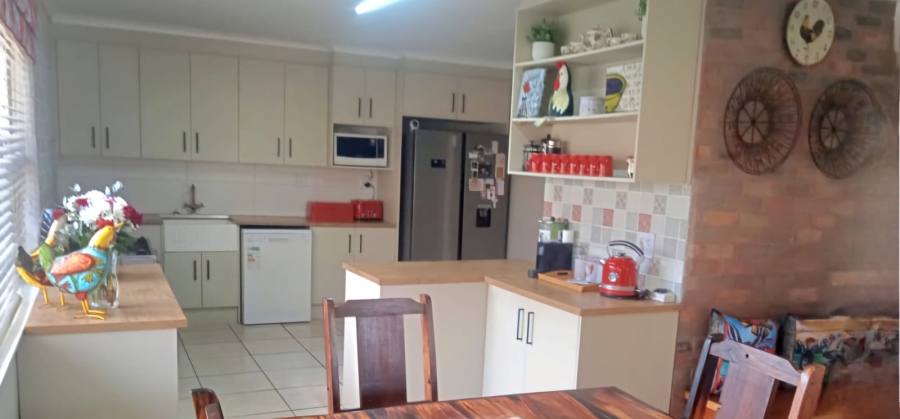 5 Bedroom Property for Sale in Pellissier Free State